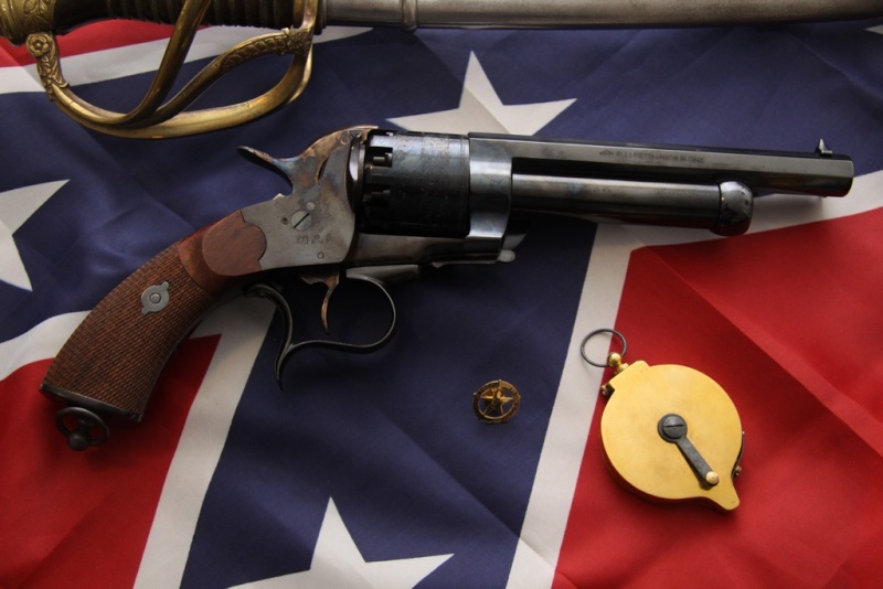 Revolver "LeMat", l'arme emblèmatique du "Sud" Img_0912