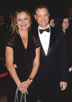 Gary Sinise - Page 7 758710