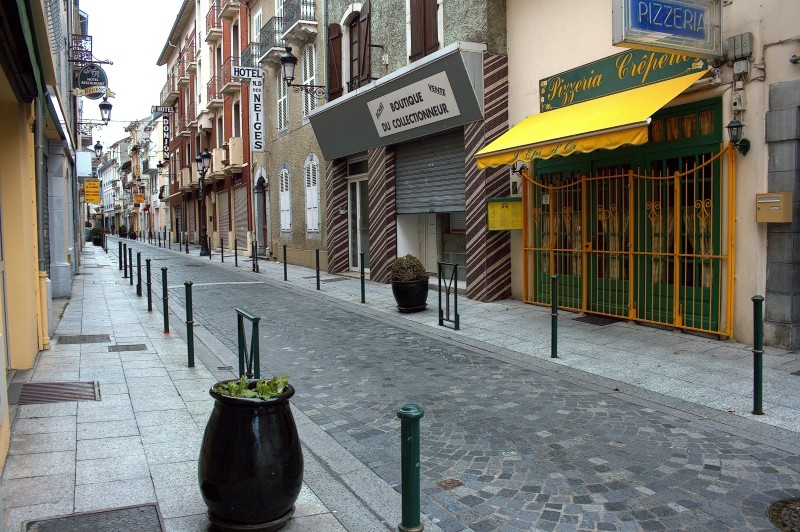 Lourdes : photos de rues Img_0823