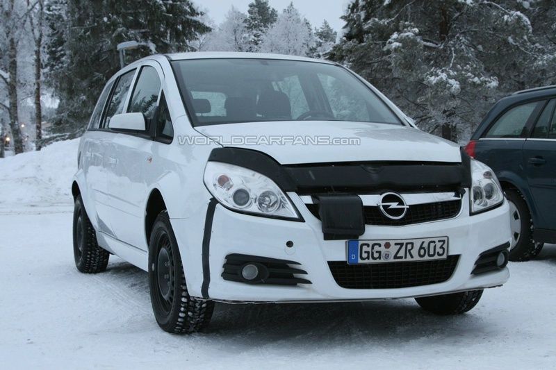 2011 - [Opel] Zafira Tourer 20020110