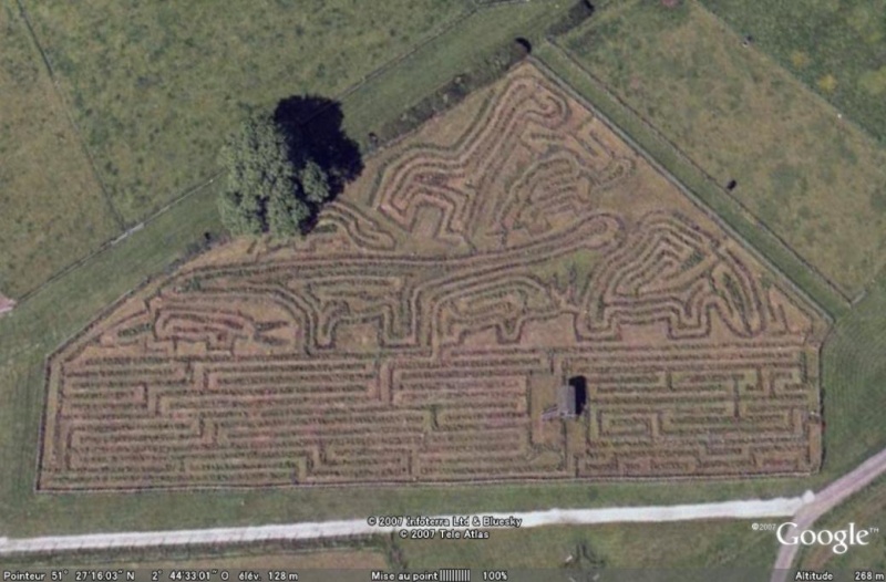 Les labyrinthes découverts dans Google Earth - Page 9 Labnoa10