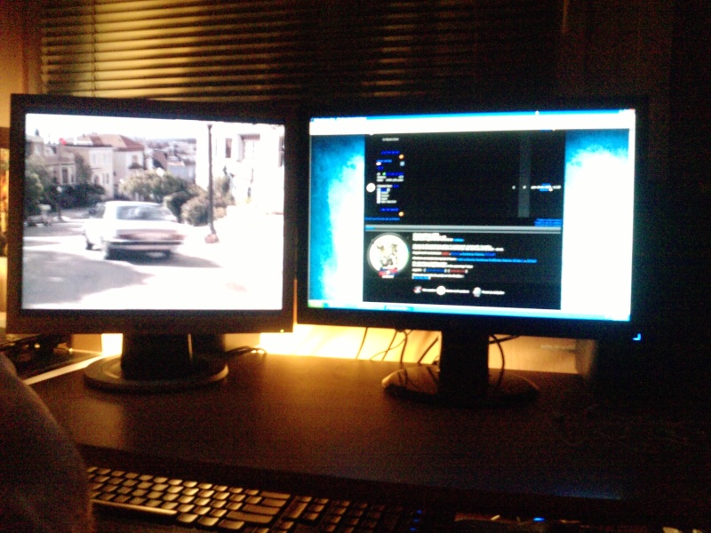 dual monitor sex P2340_10