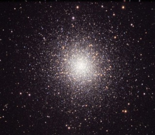 Les Galaxies: Les objets Messier ( 2me partie de M10  M19) M13_g10