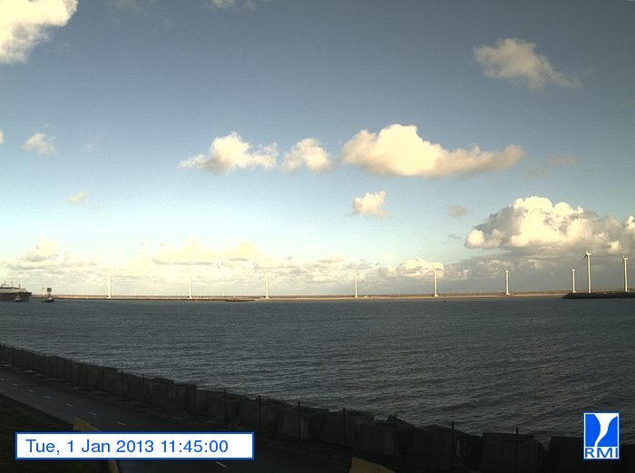 Photos en direct du port de Zeebrugge (webcam) - Page 57 Zeebru24