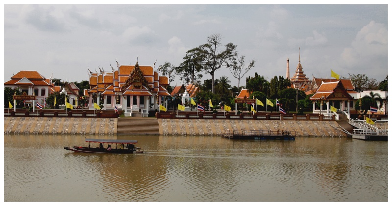 Un salut d'Ayutthaya Img_0010