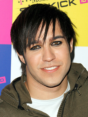 Pete Wentz - Page 2 Pete-w10