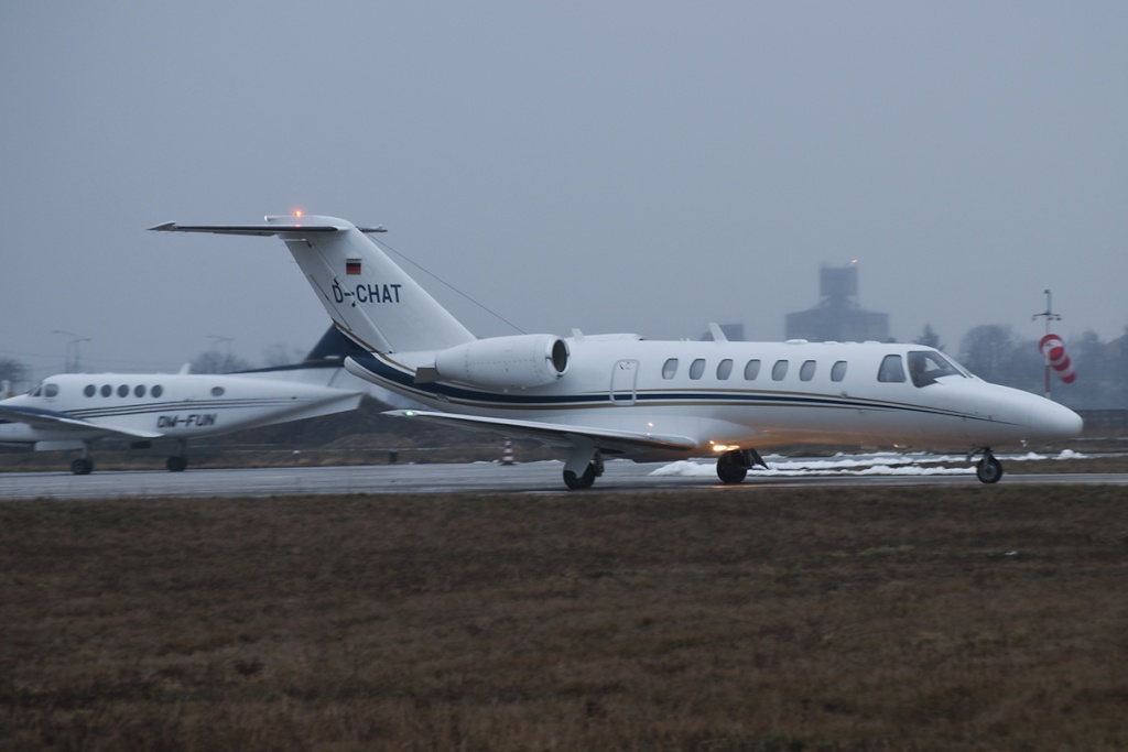 Aeroportul Oradea - Ianuarie 2013 Dsc_0178