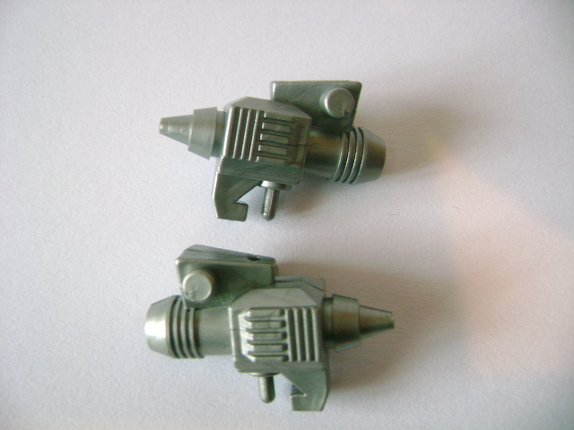 VENDO DIACLONE TRANSFORMERS ROBOT ED ACCESSORI! ENTRATE!!! Dsc03811