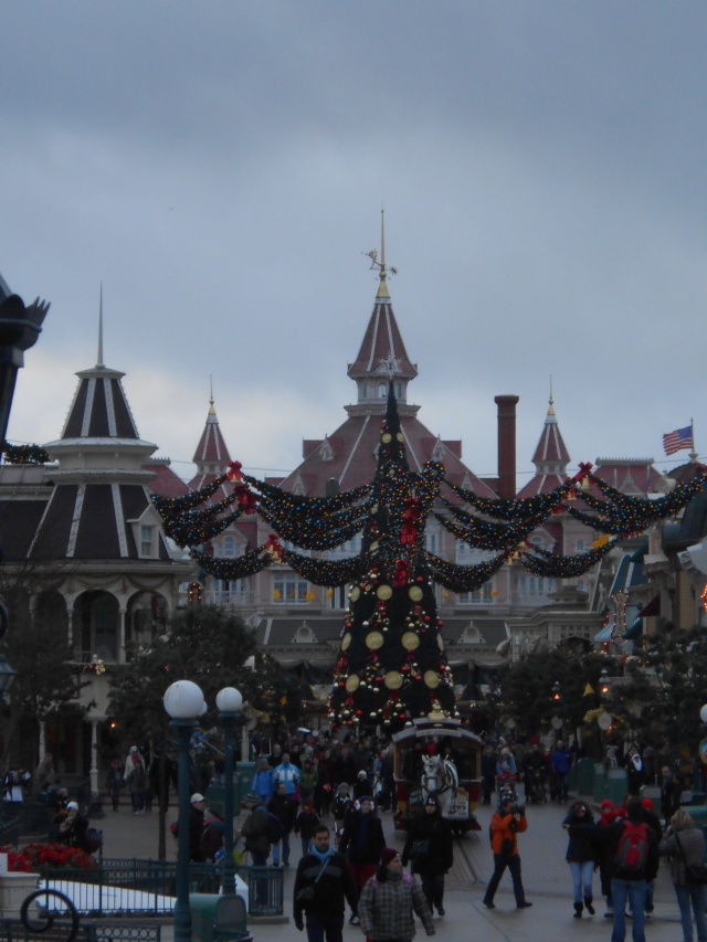 TR [Terminé - Episode 11 - The Final, posté] d'un séjour magique à Disneyland Paris - Sequoia Lodge - du 30/12/12 au 2/01/13  - Page 4 Dscn0824