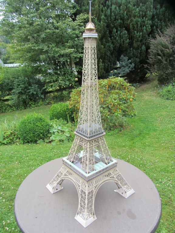 Der Eiffelturm 1:300 gebaut von XEDOS - Seite 3 Img_8842