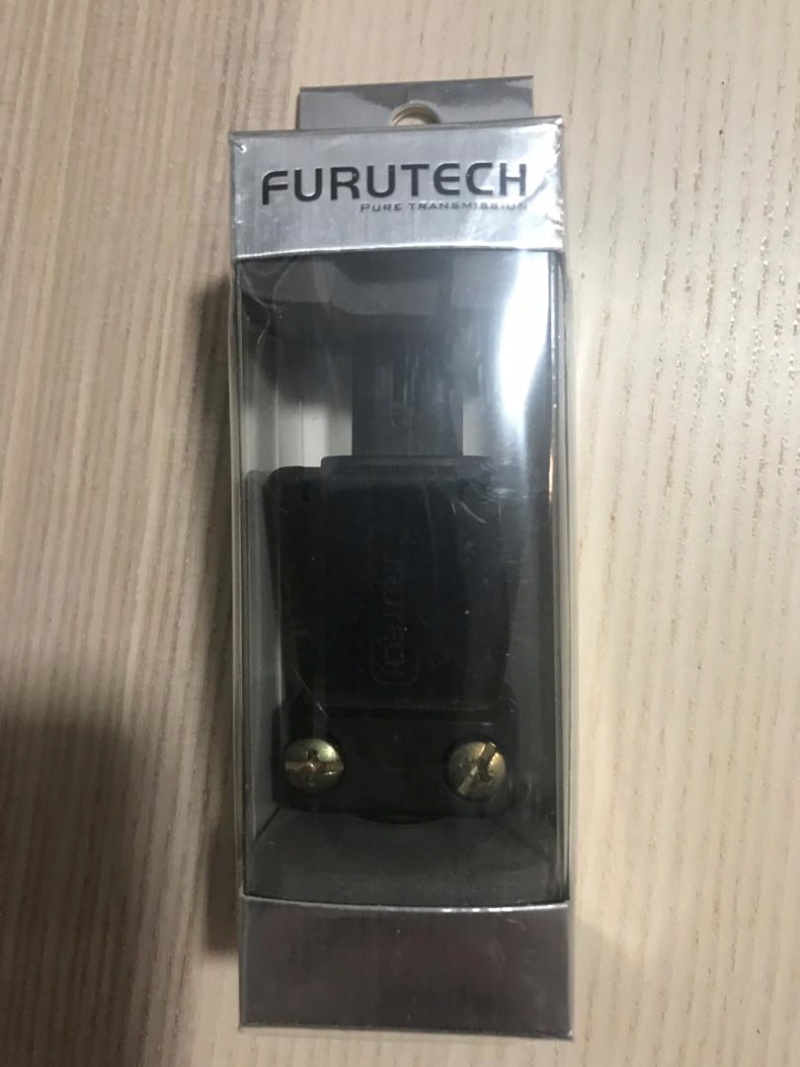 Furutech  - FI-8N Fig-of-8 & FI-15 (G) IEC (SOLD) Fi09_j10