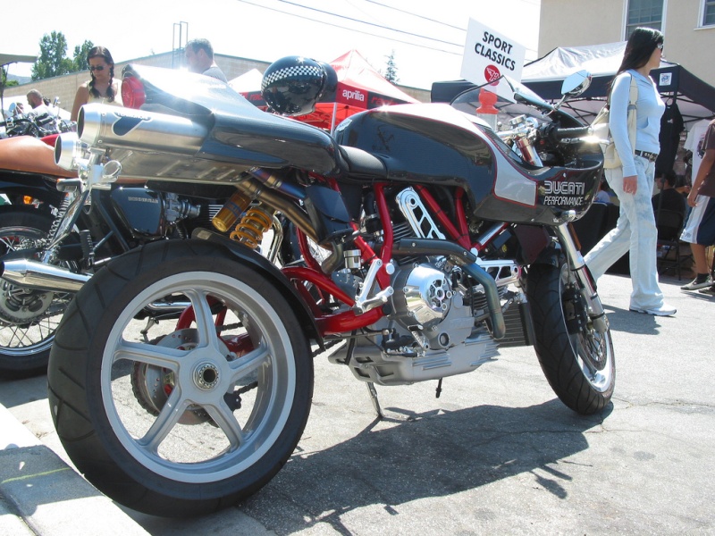 Ducati 1000 Sport Classic  38598110