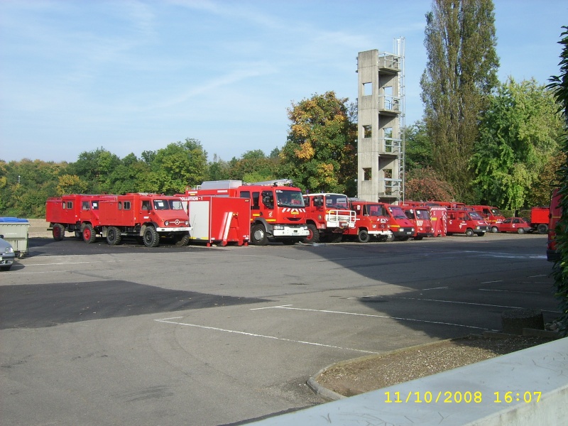 VIVE LA FRANCE ! Unimog13