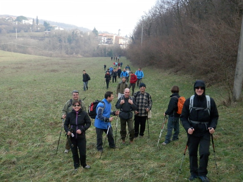 ESCURSIONE DELL'EPIFANIA 06/01/2013 da Avesa a Montecchio sulle colline veronesi P1060026