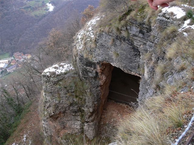 ESCURSIONE DEL 23/12/2012 da Lugo al Ponte di Veja e visita a grotta preistorica P1310918