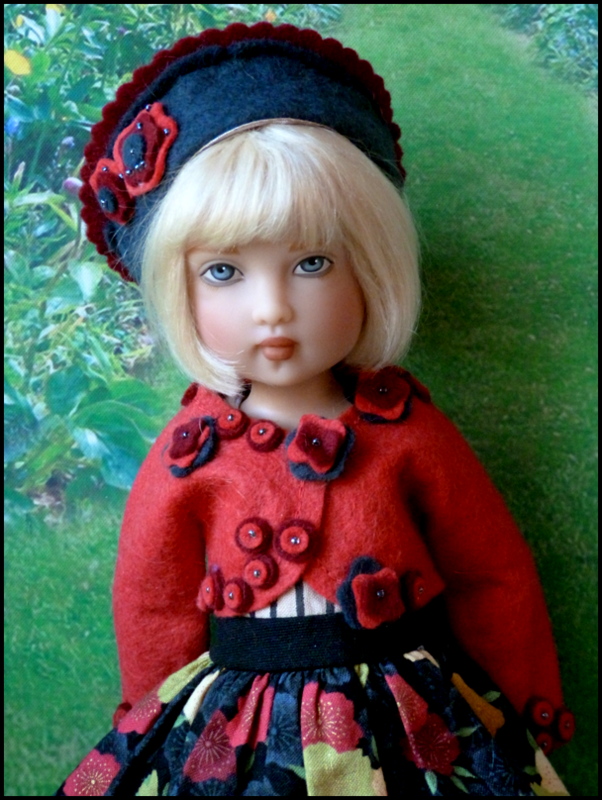 ma nouvelle Lucy Bethany Floral et habillée par Marie et Magda  P1650510