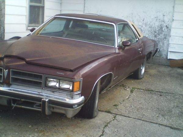 76 Pontiac Lemans for only $900 in Indy 76_pon10