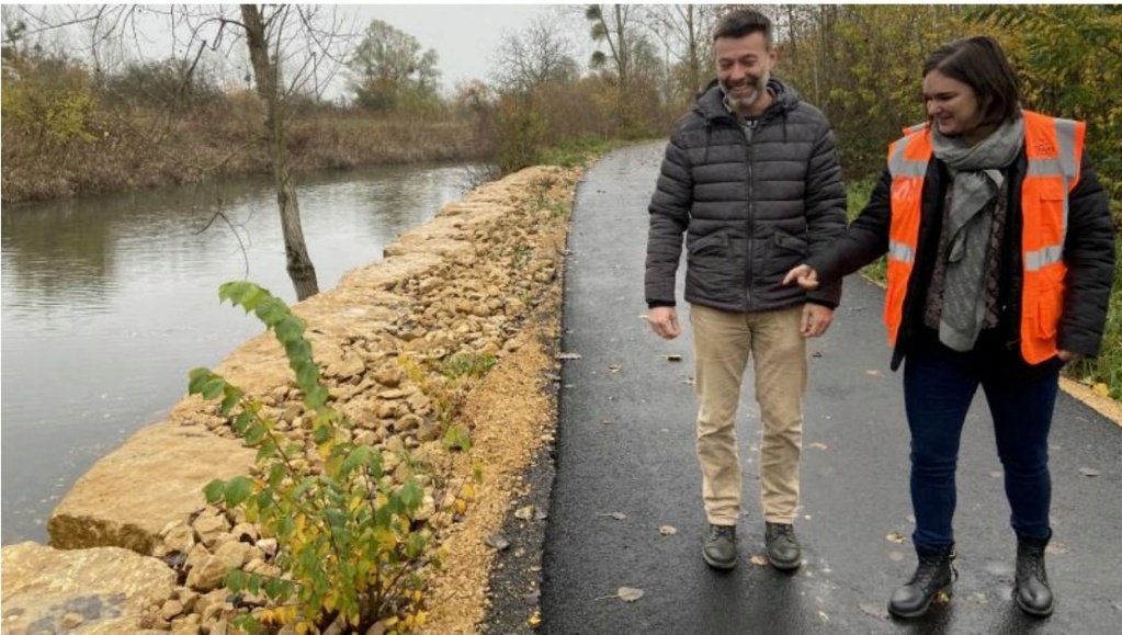 V34 00  Veloroute canal des Ardennes Sujet Général P210