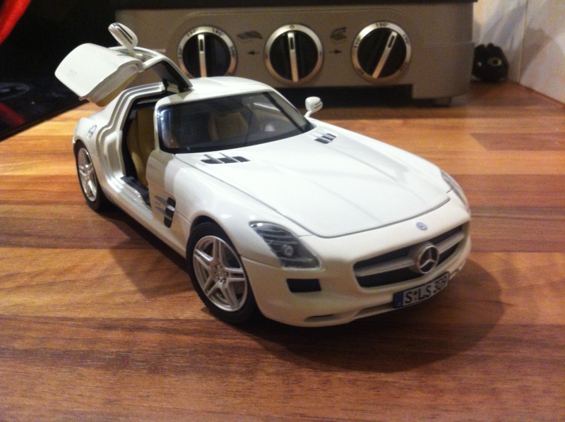 Mercedes-Benz SLS 63 AMG Revell 1/24 - Page 4 Photo_11