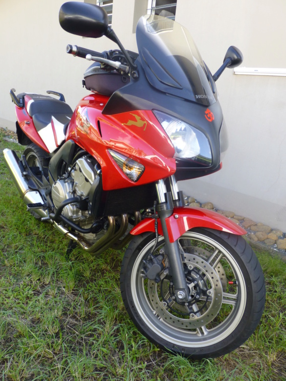 Vends belle moto Honda 600 CBF. 15_02_10