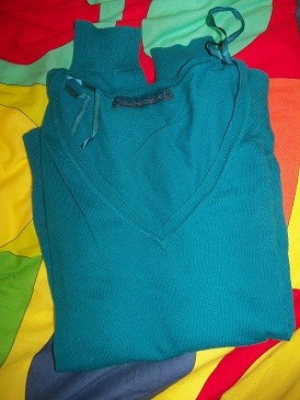 Vêtements et autres au profit de l'asso! 102_2615