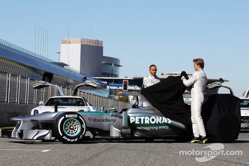 Presentacion de la Escuderia MERCEDES AMG Petronas 414