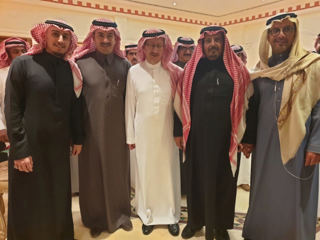 الأمير عبدالعزيز يحتفي بالأمير فيصل بن تركي. بحضور عدد كبير من الأمراء ونخبة المجتمع Aeao_o22
