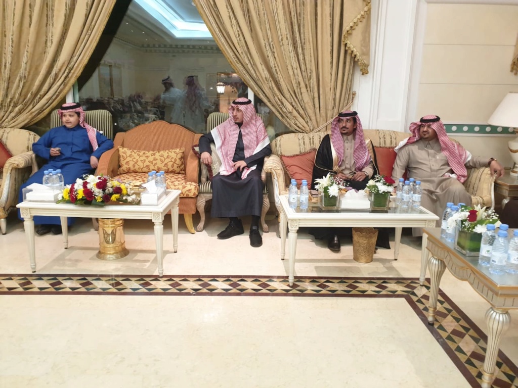 الأمير عبدالعزيز يحتفي بالأمير فيصل بن تركي. بحضور عدد كبير من الأمراء ونخبة المجتمع Aeao_o33