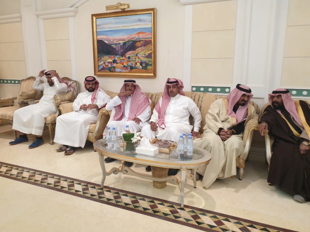 الأمير عبدالعزيز يحتفي بالأمير فيصل بن تركي. بحضور عدد كبير من الأمراء ونخبة المجتمع Aeao_o39