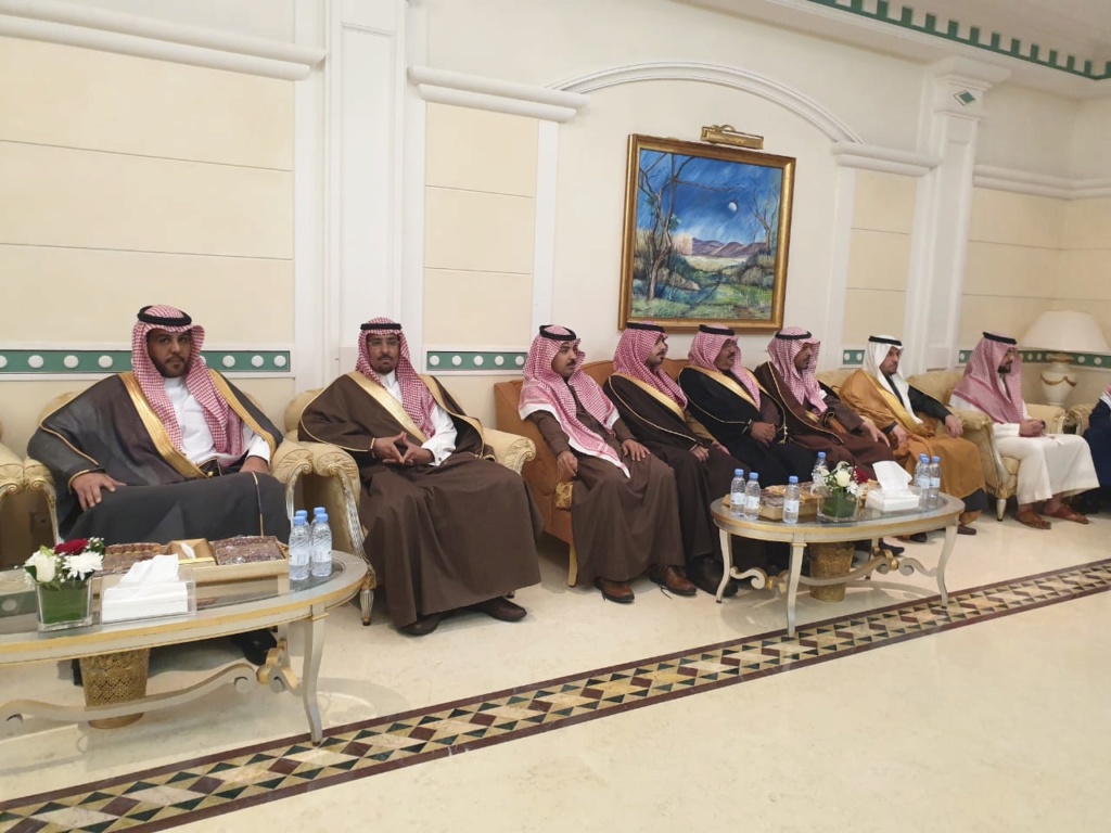 الأمير عبدالعزيز يحتفي بالأمير فيصل بن تركي. بحضور عدد كبير من الأمراء ونخبة المجتمع Aeao_o40