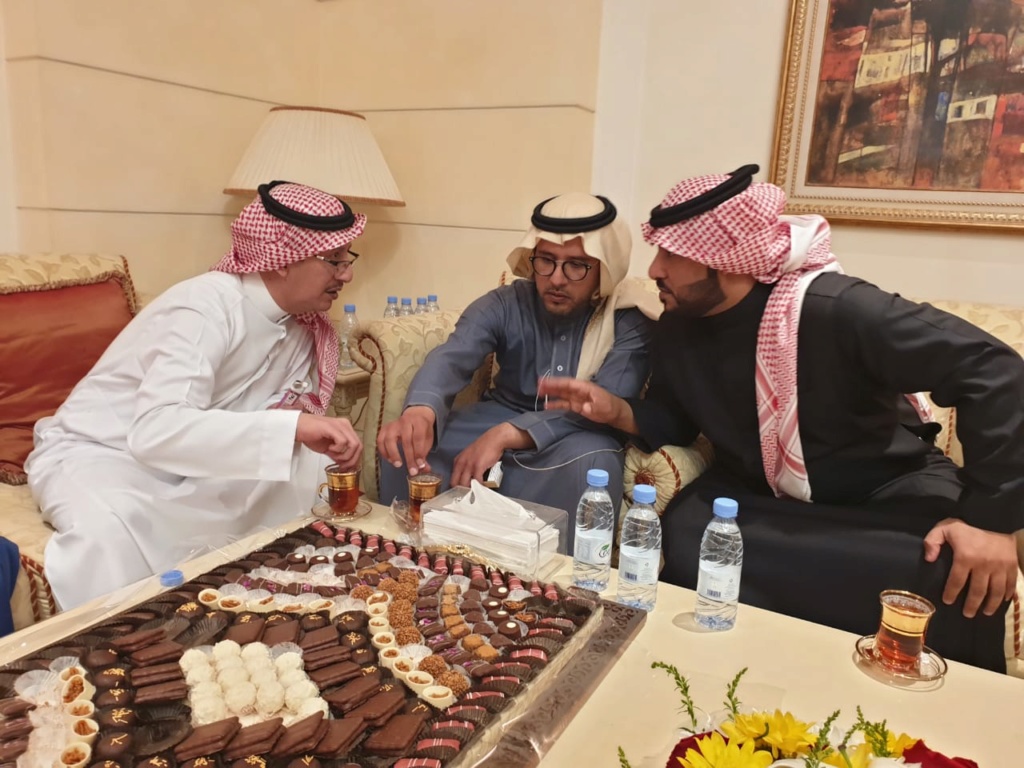 الأمير عبدالعزيز يحتفي بالأمير فيصل بن تركي. بحضور عدد كبير من الأمراء ونخبة المجتمع Aeao_o57