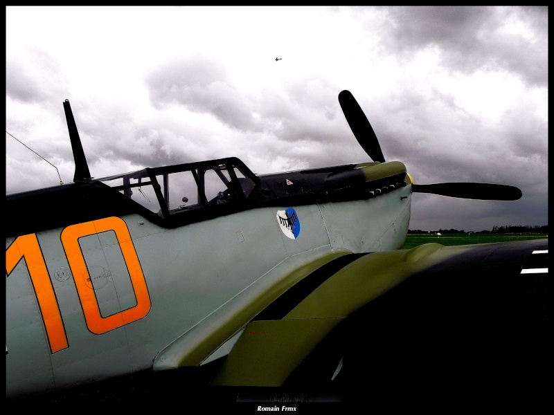Spitfire et le Buchon à Saint Quentin-Roupy LFOW 3910