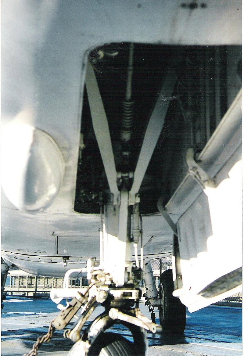 CV-11 USS Intrepid New-York décembre 1995 Image_28