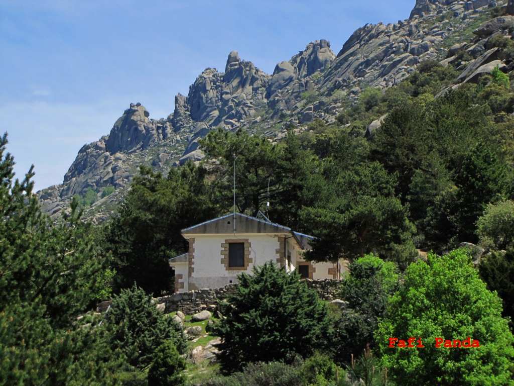 20220512 - LA PEDRIZA - EL PÁJARO Y CANCHO BUITRÓN 08625