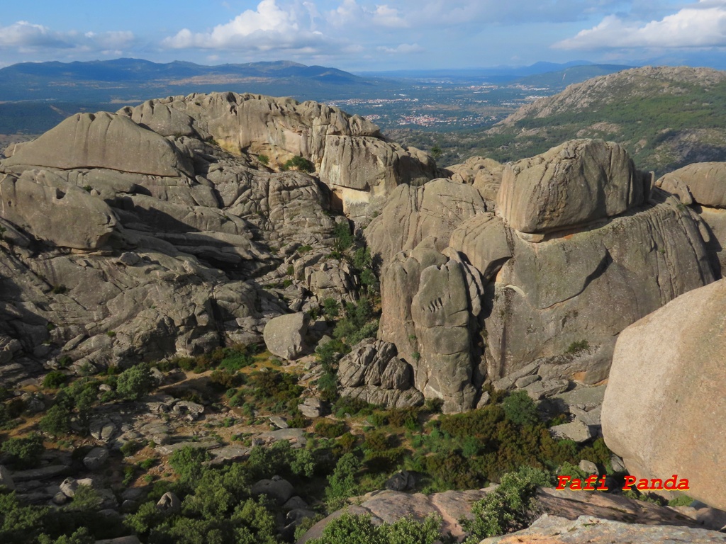 20240619 - LA PEDRIZA - Subiendo a la cima de la Cueva de la Mora 769110