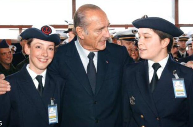 [Les bases de sous-marins] ILE LONGUE - Page 5 Chirac10