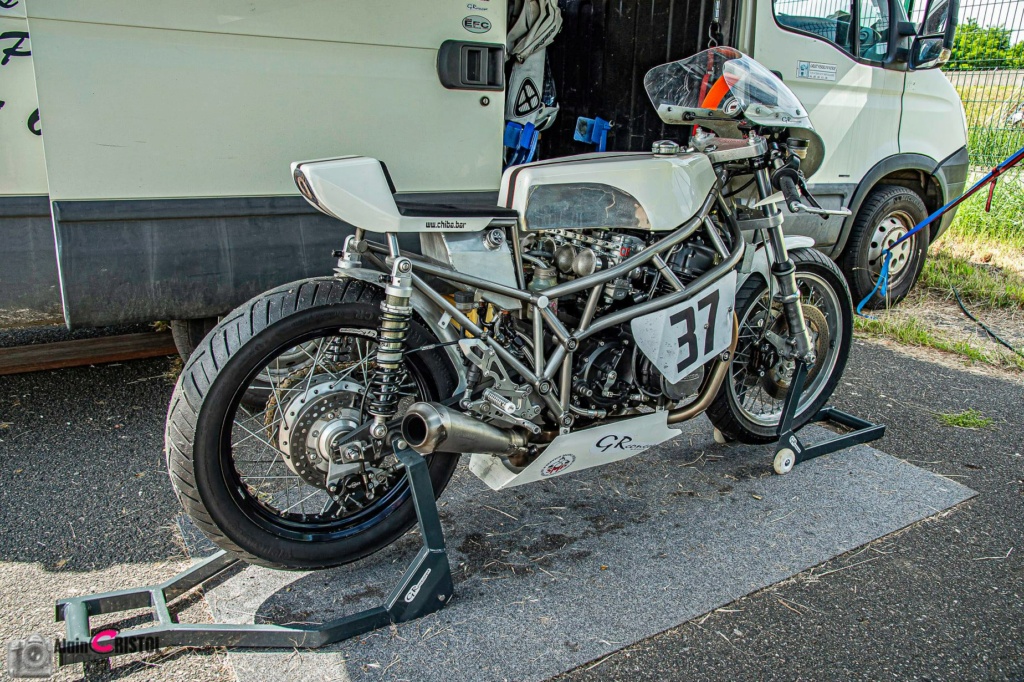 Une CB 750 sauce Gilles Grut Cb_75010