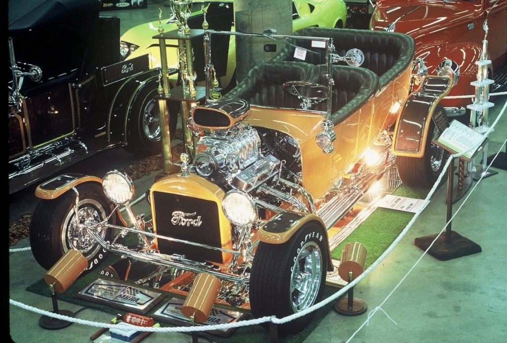 Grand National Roadster Show of the 70's 09-his10