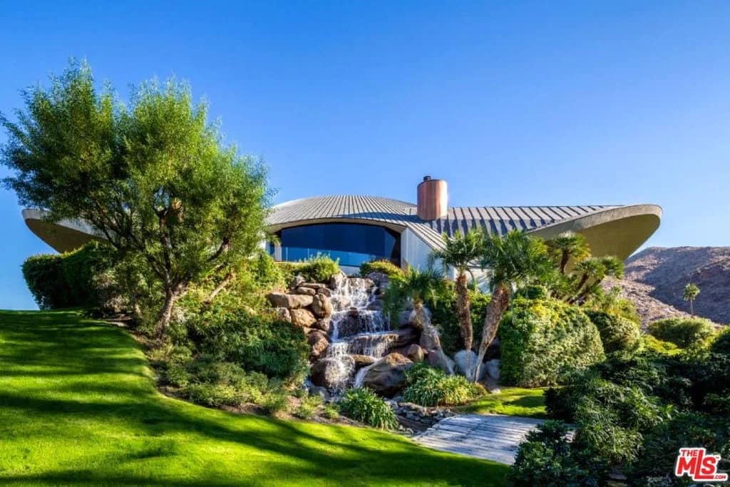 Bob Hope House - Palm Springs- California - John Lautner 1969 - 2003 13203710