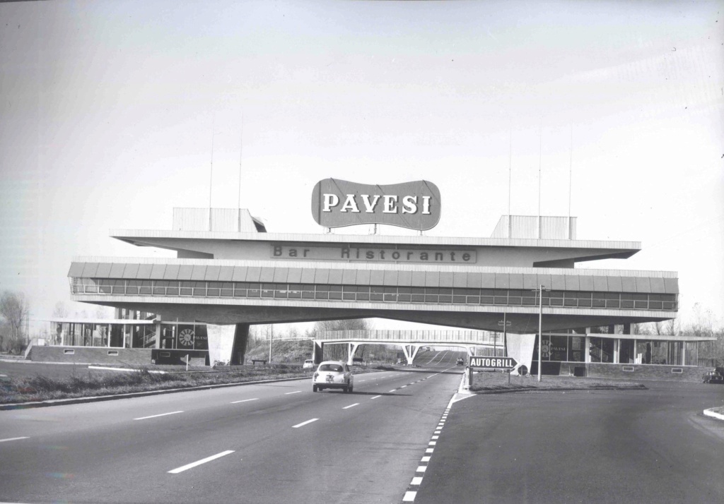 Pavesi Restaurante- Italy -Autogrill - Atomic and Mid century modern architecture 1962_n10