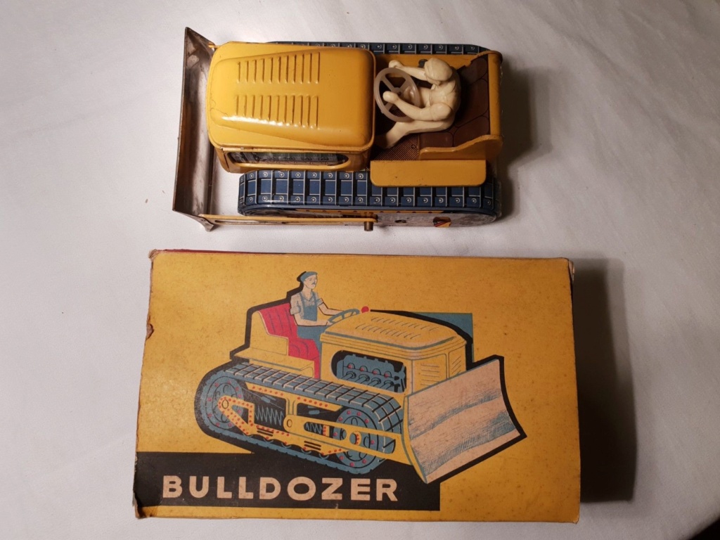  MEMO Bulldozer - jouet tole - Tin Toys - Made in France 2314