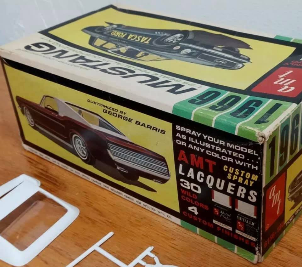1966 Ford Mustang - amt customizing kit annual - 1/25 scale 24168410