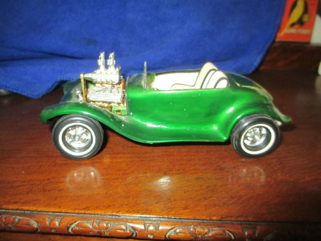 Vintage built automobile model kit survivor - Hot rod et Custom car maquettes montées anciennes - Page 15 24494810