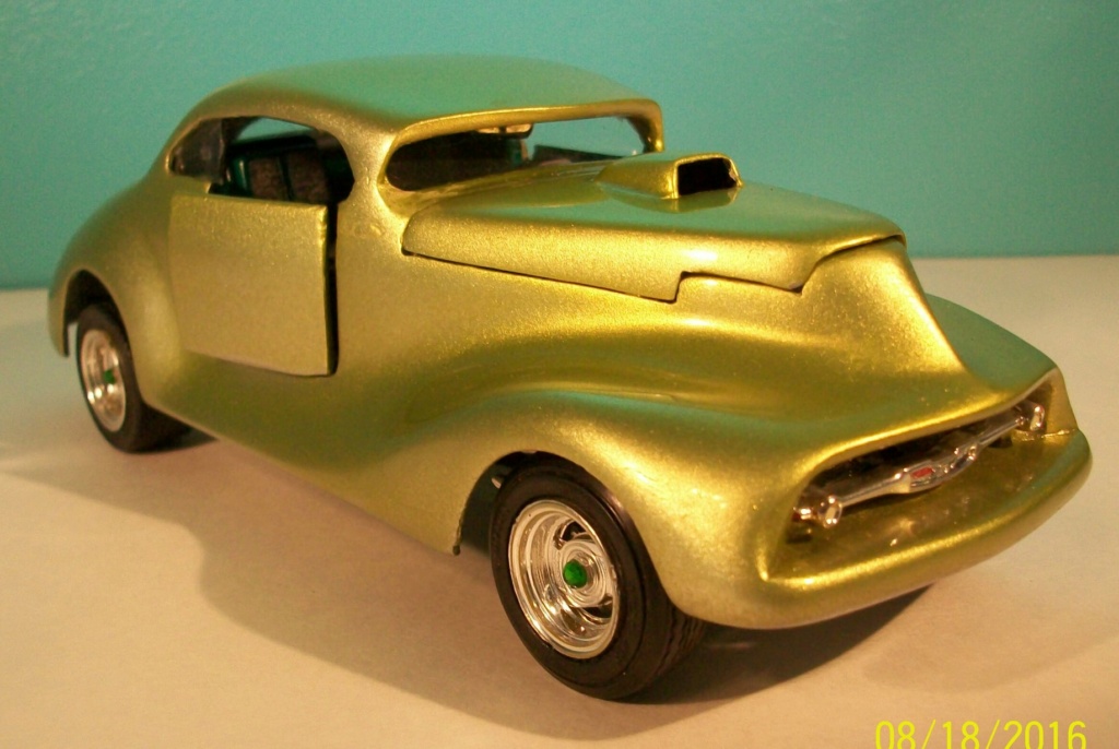 Vintage built automobile model kit survivor - Hot rod et Custom car maquettes montées anciennes - Page 15 24528610