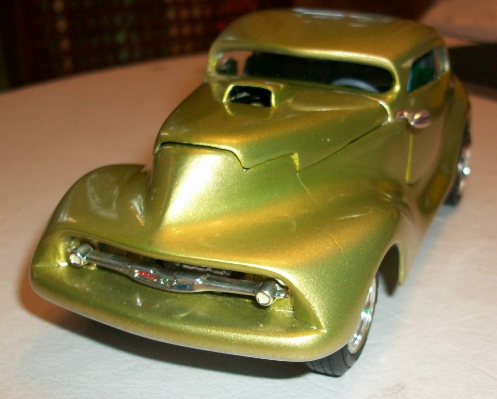 Vintage built automobile model kit survivor - Hot rod et Custom car maquettes montées anciennes - Page 15 24541310