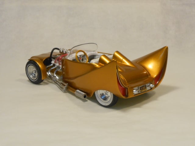 John Burness, The Manta Ray - 32 Ford radical show rod Bat - Toronto, Ont. Car Craft, Jul 1963 27120010