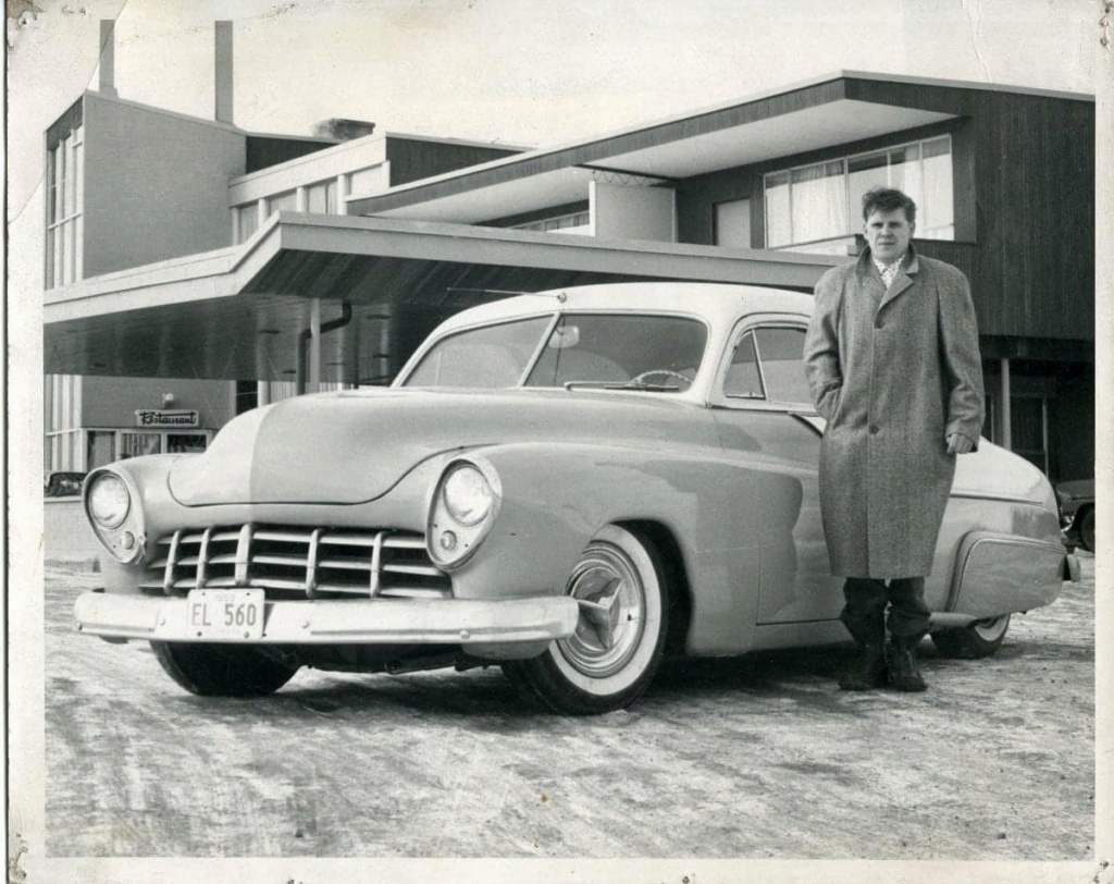 custom cars in the street - in situation ( vintage pics 1950's & 1960's)  - Page 7 30887410