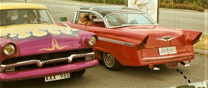 custom cars in the street - in situation ( vintage pics 1950's & 1960's)  - Page 7 34216910