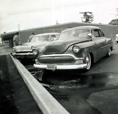 custom cars in the street - in situation ( vintage pics 1950's & 1960's)  - Page 5 34782410