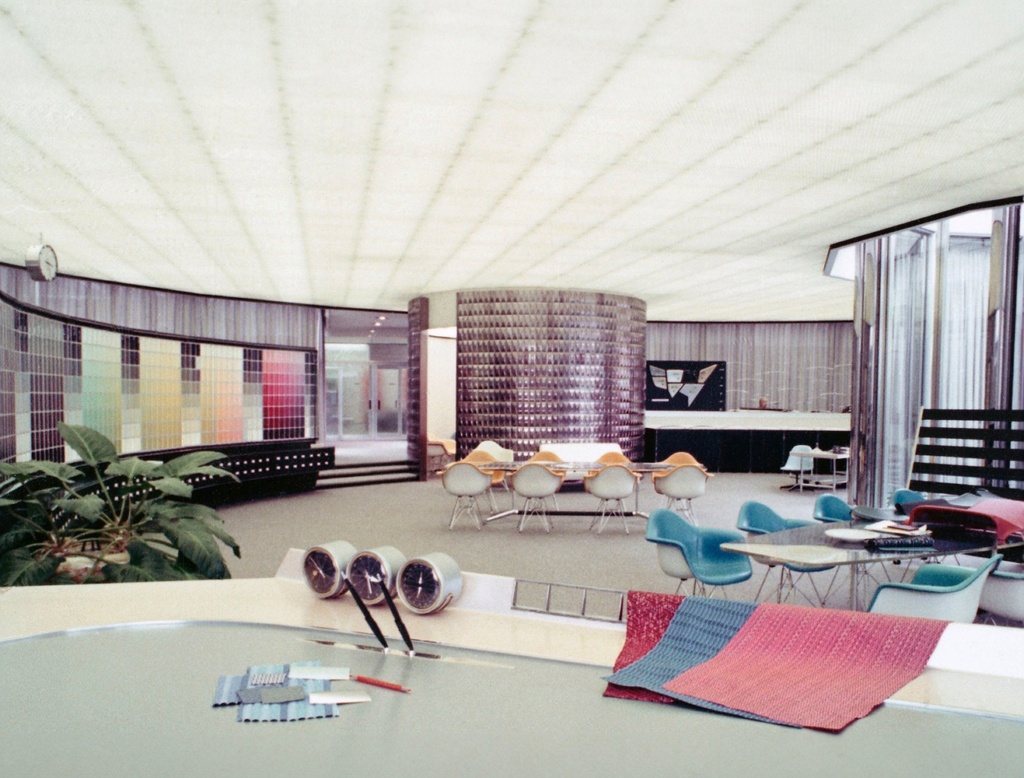 General Motors Technical Center in the 1950’s and 1960’s. designed by Eero Saarinen 36338910